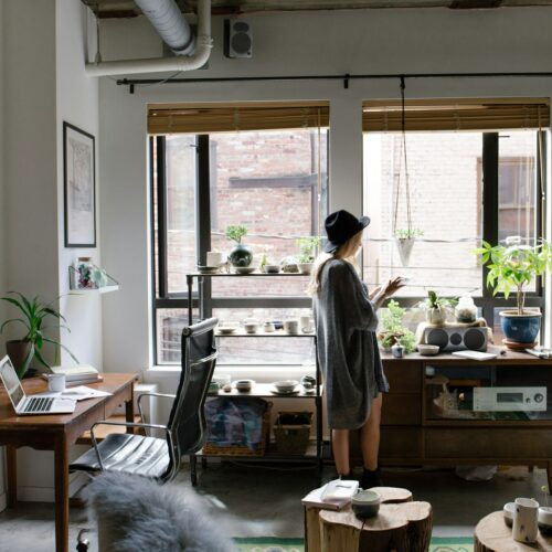 10 Ways to Maximize Storage in a Tiny Apartment